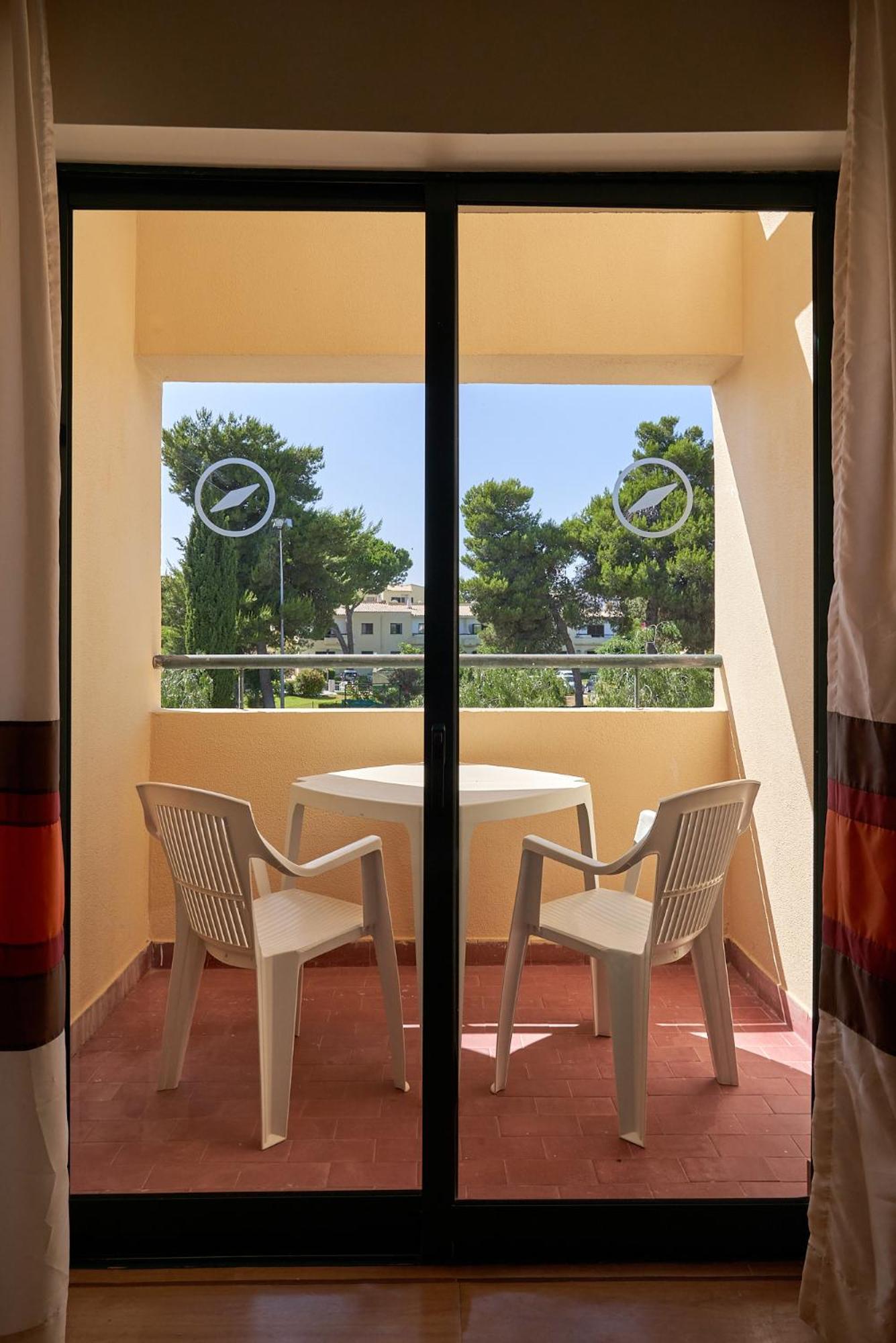 The Navigator Hotel Алвор Екстериор снимка